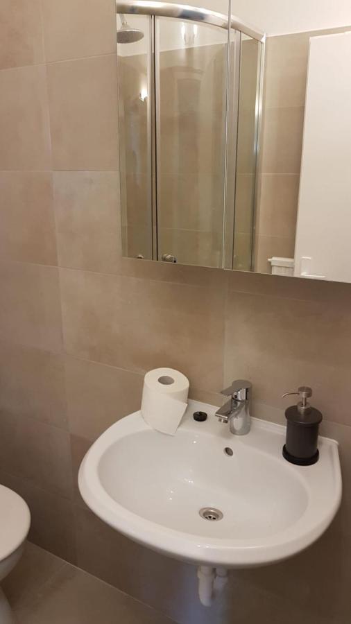 Excellent M&l Appartement *